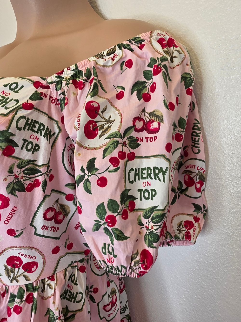 RETROCHIC torrid Pink Cherry-Print Sweetheart Mini Dress - Picture 4 of 12